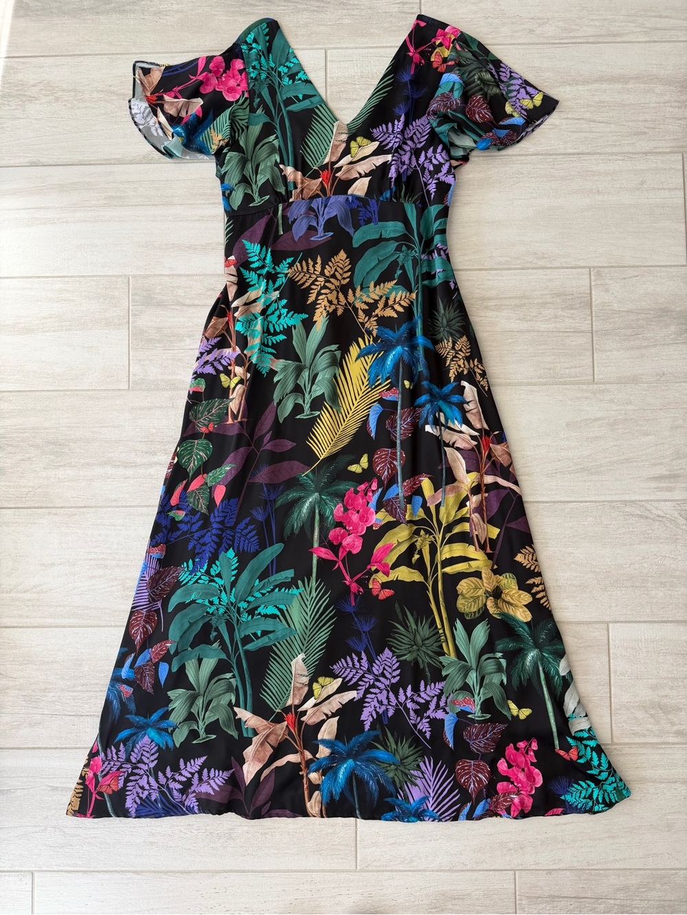 Vilagallo Black Tropical Floral Maxi Dress with Multicolor Botanicals - Picture 14 of 16